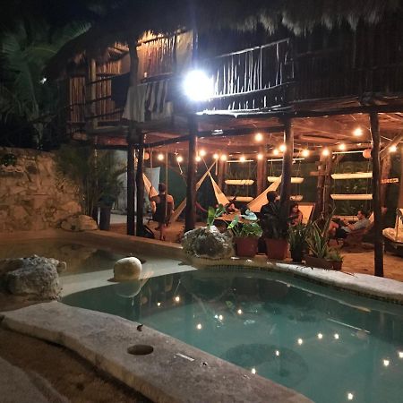 Lobo Inn تولوم المظهر الخارجي الصورة