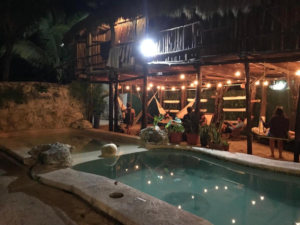 Lobo Inn تولوم المظهر الخارجي الصورة