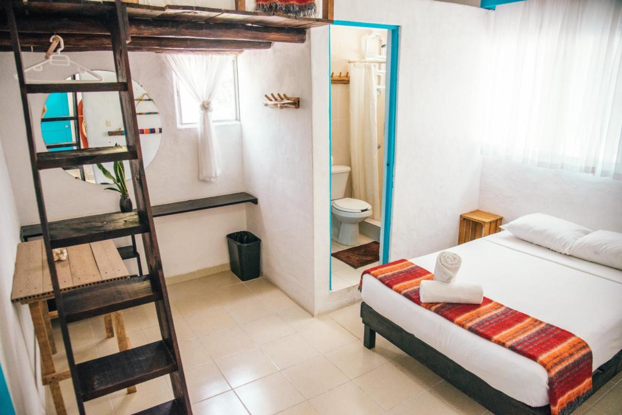 Lobo Inn تولوم المظهر الخارجي الصورة