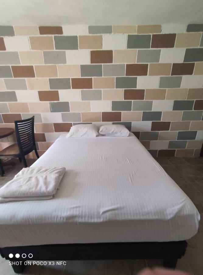 Lobo Inn تولوم المظهر الخارجي الصورة